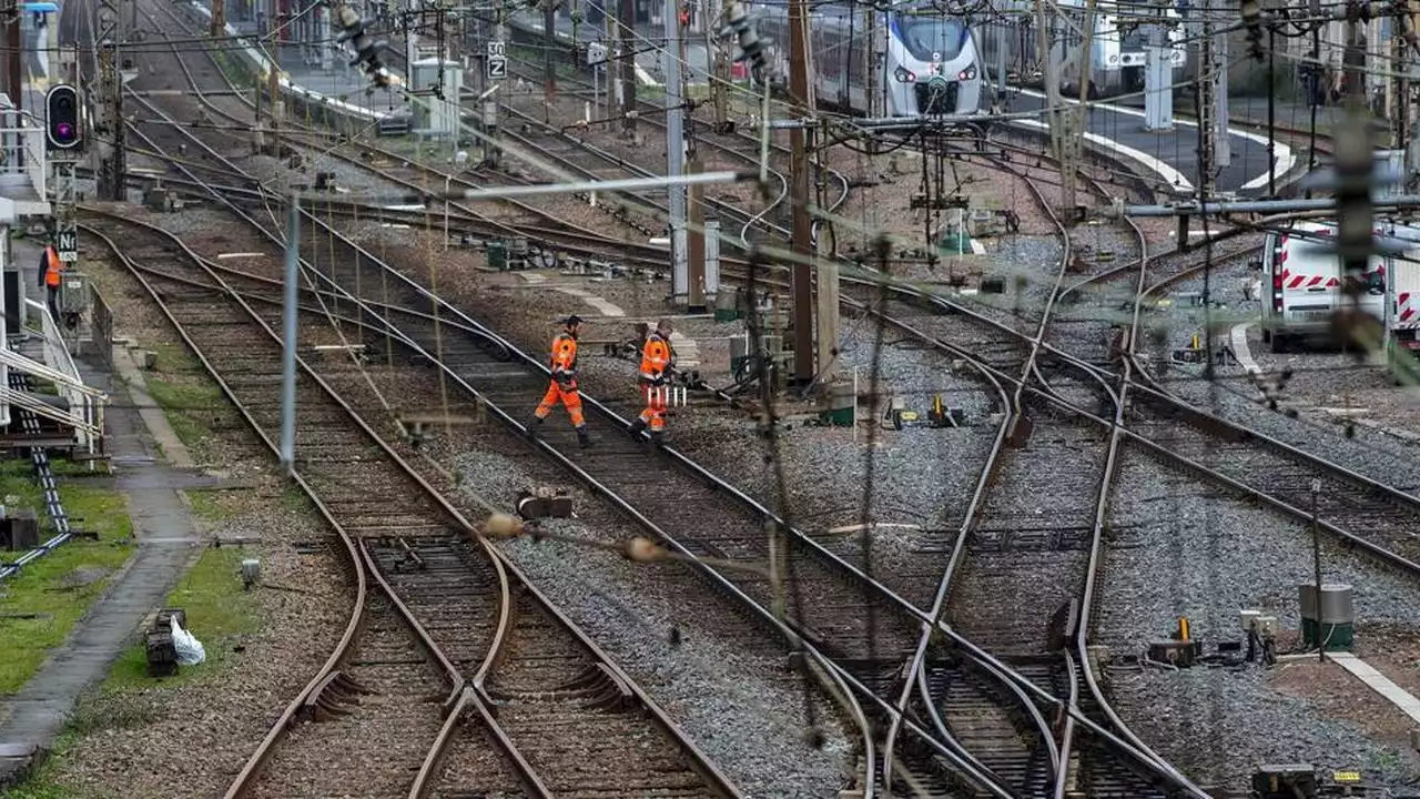 Transports : Borne valide le « plan ferroviaire » à 100 milliards d'ici 2040