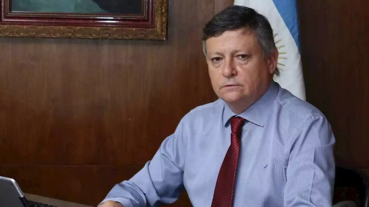 Paraguay: candidato a presidente trató a los argentinos de 'vagos' y el embajador le respondió