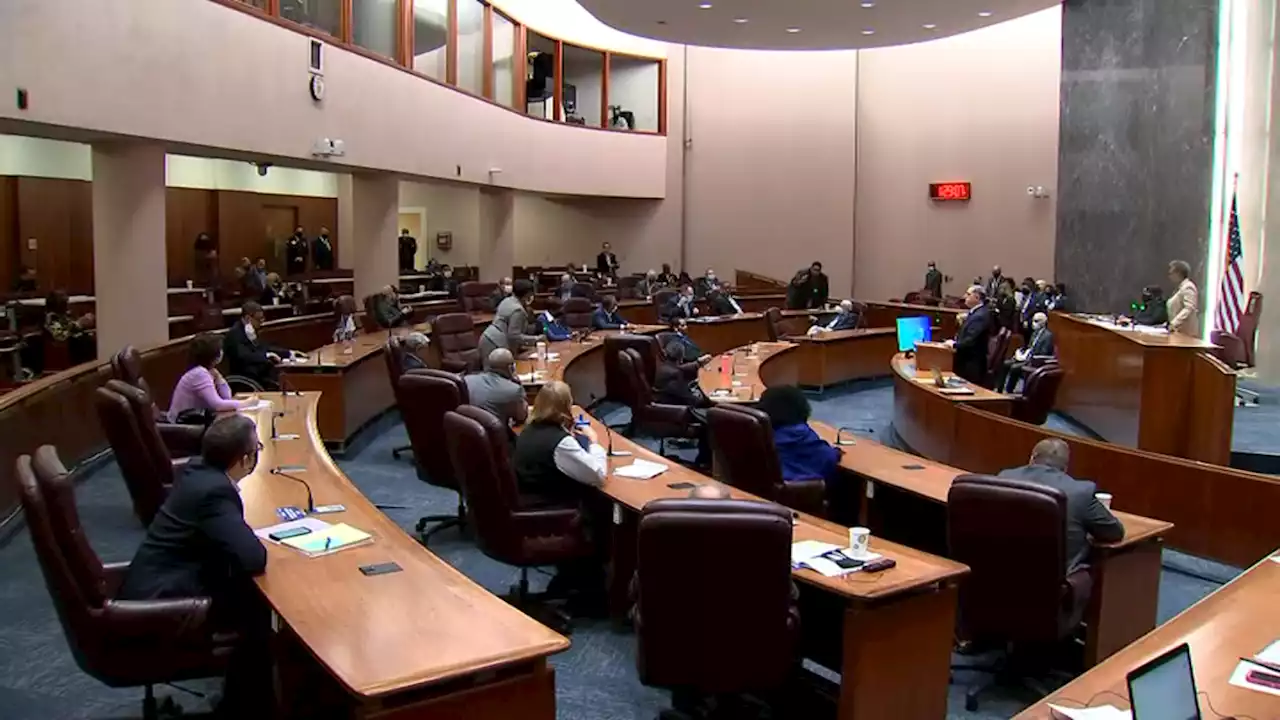 Chicago City Council Members Grill CPD Over Alleged Extremists on the Force