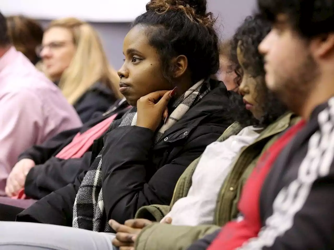 End Ontario ban on closing low-enrolment schools, public school association says