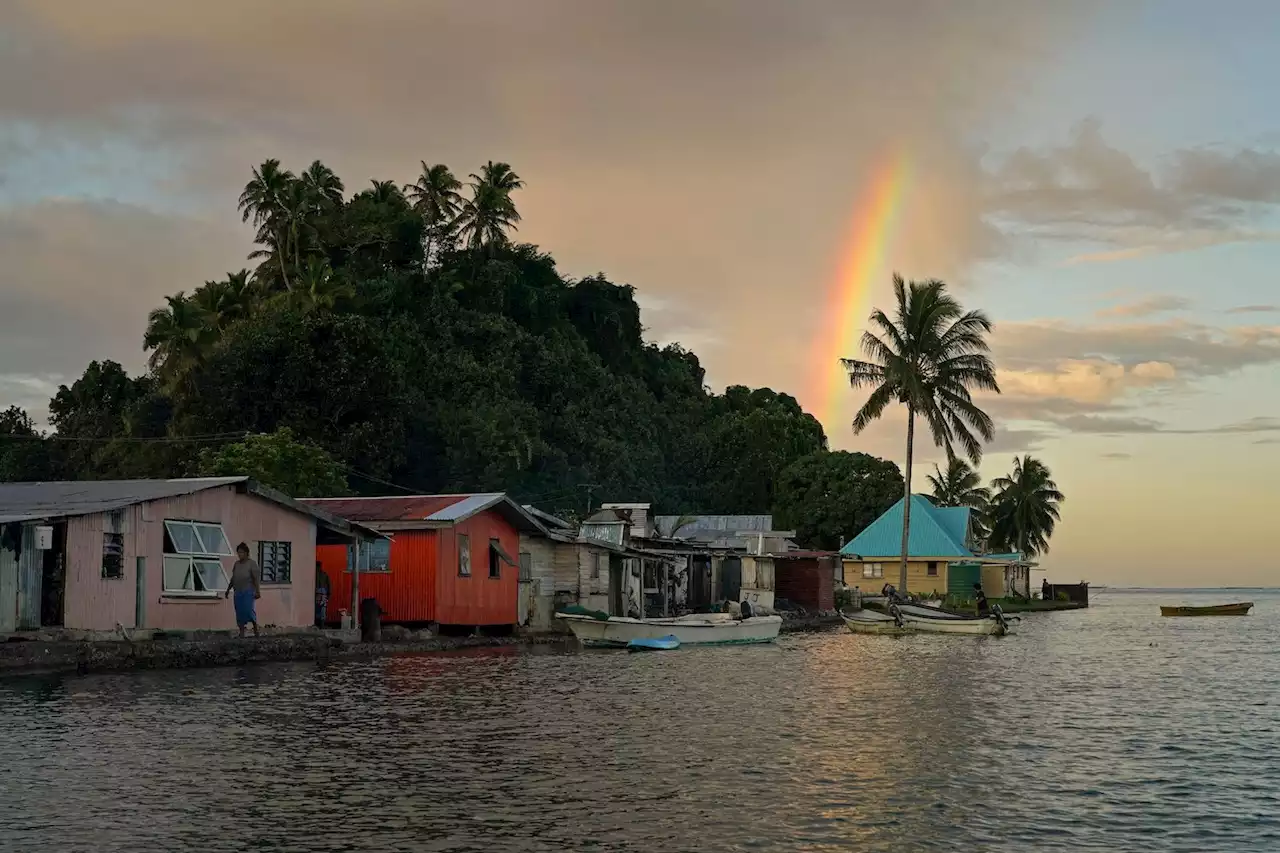 Pacific island leaders meet to show unity amid super power competition