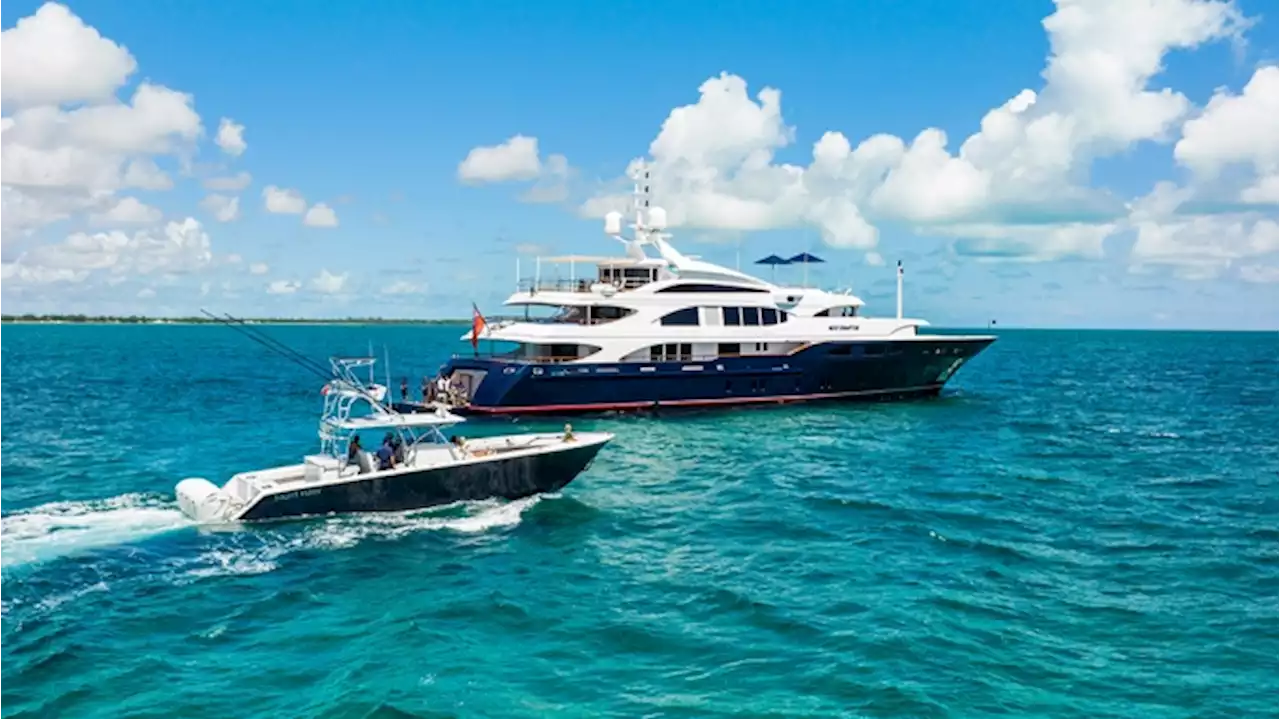 This Elegant 180-Foot Benetti Superyacht Charter Lets You Cruise Through Costa Rica in Style