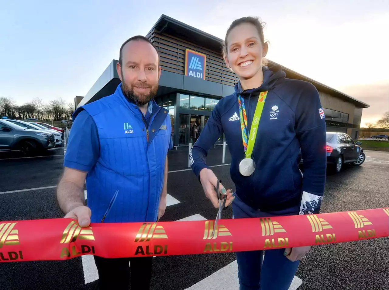 Early birds queue up for today's opening of Shrewsbury's big new Aldi store