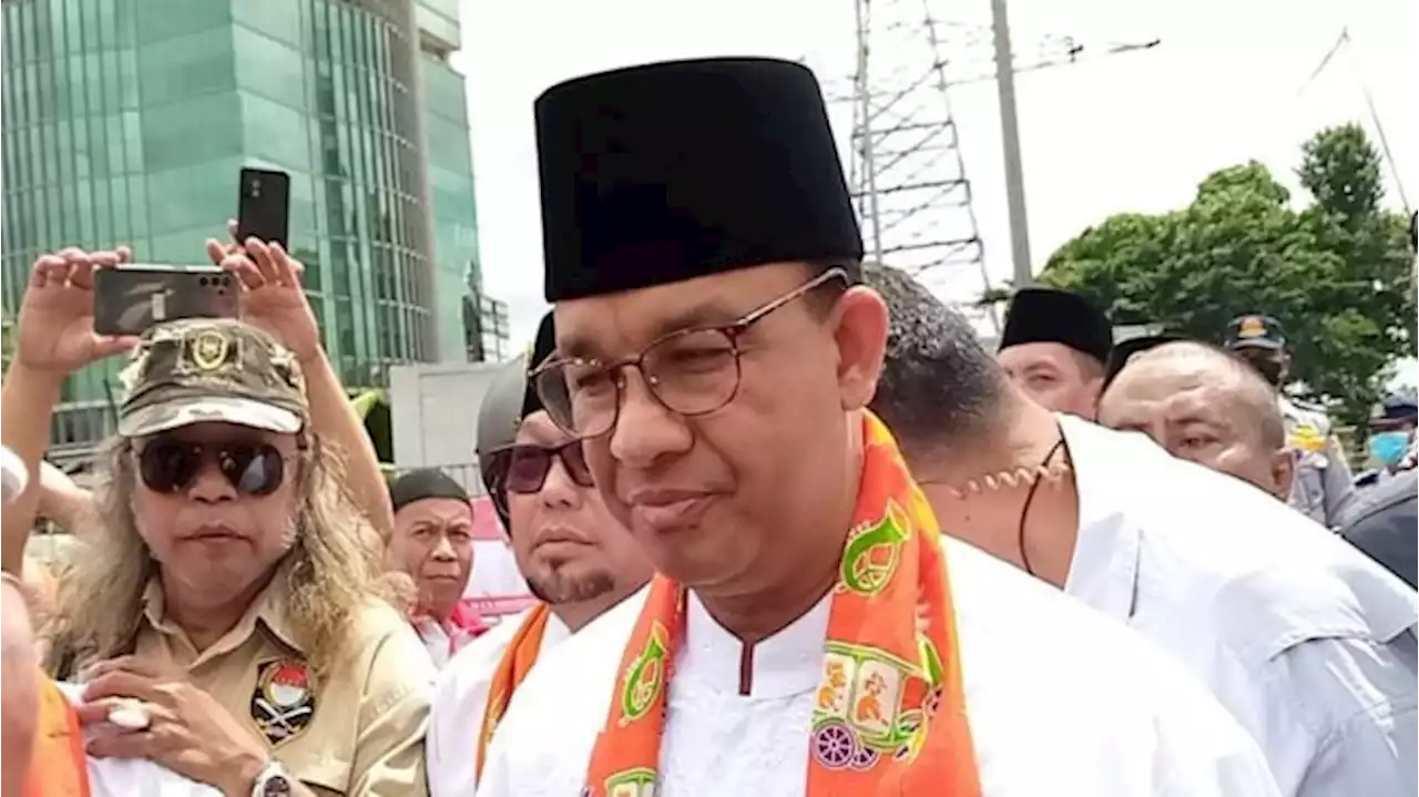 Naik Delman, Anies Baswedan Tiba di Markas PKS