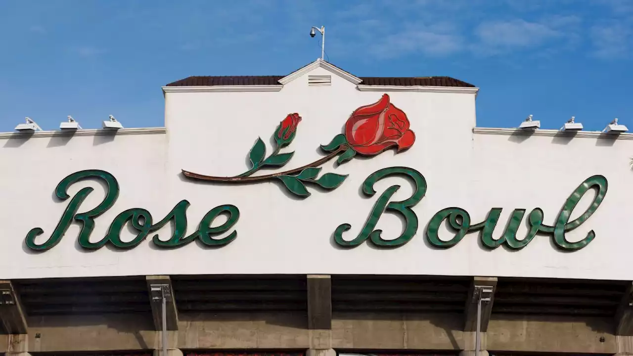 LA Galaxy vs. LAFC El Trafico at Rose Bowl postponed due to severe weather