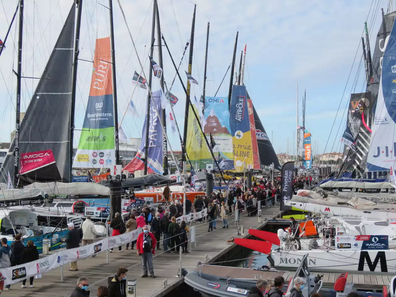 Vendée Globe 2024 : '40 bateaux au départ, cela semble compliqué...'