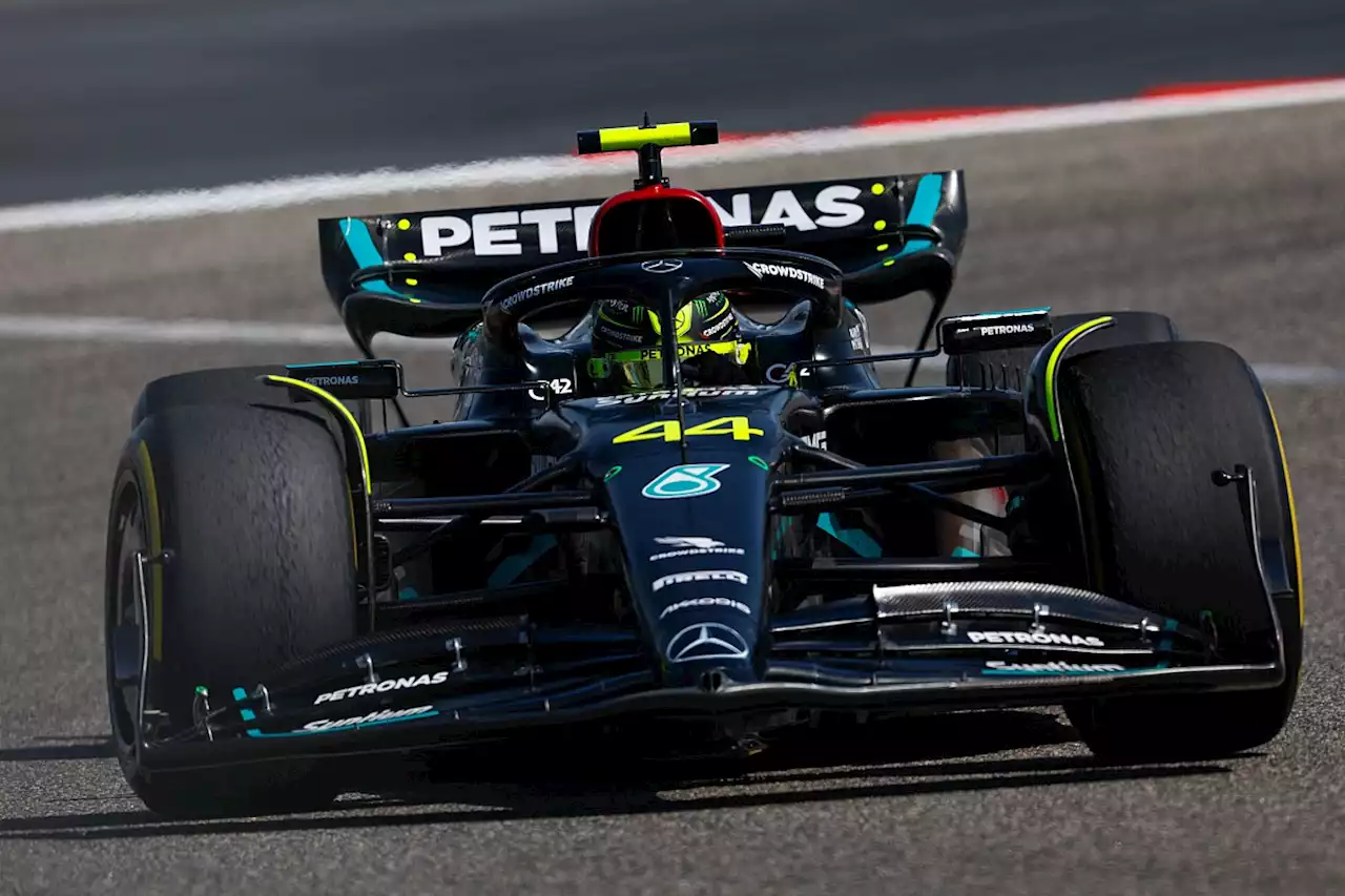 Mercedes F1 team holding late-night investigation into performance loss