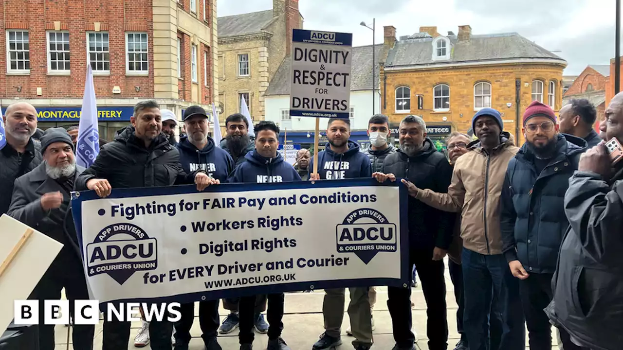 Northampton: Taxi drivers' anger at new regulations