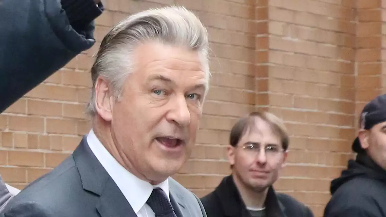 Tir mortel d'Alec Baldwin : accusé d'homicide involontaire, l'acteur plaide non coupable