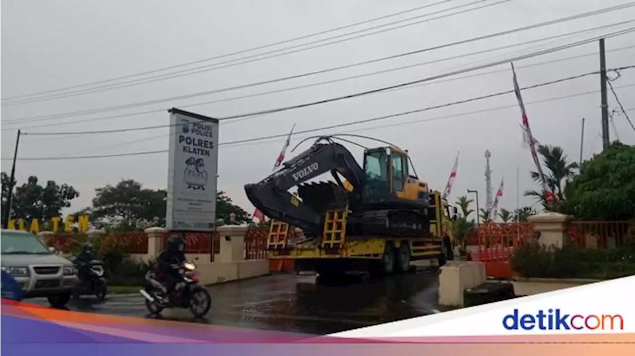 Bareskrim Gerebek Tambang Ilegal di Klaten, Sempat Dihadang Massa