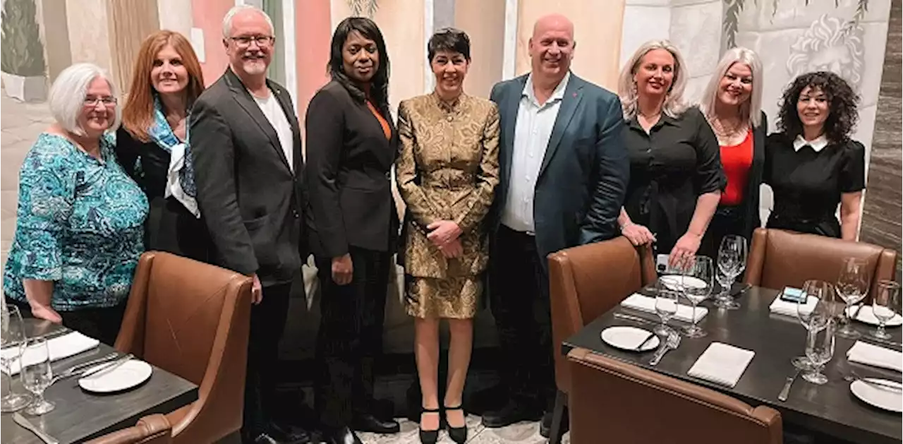 Oshawa MP Colin Carrie responds to backlash from photo op with controversial German MP