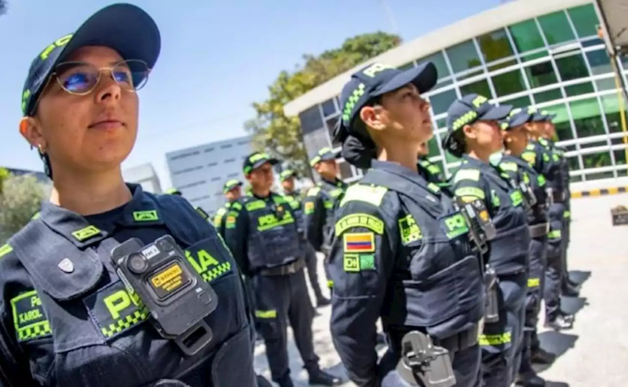 Así funcionan las nuevas cámaras corporales de la Policía en Kennedy