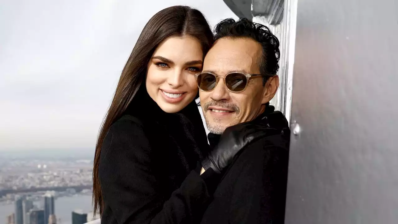 Marc Anthony Kisses Wife's Baby Bump After 2023 Premio Lo Nuestro Win