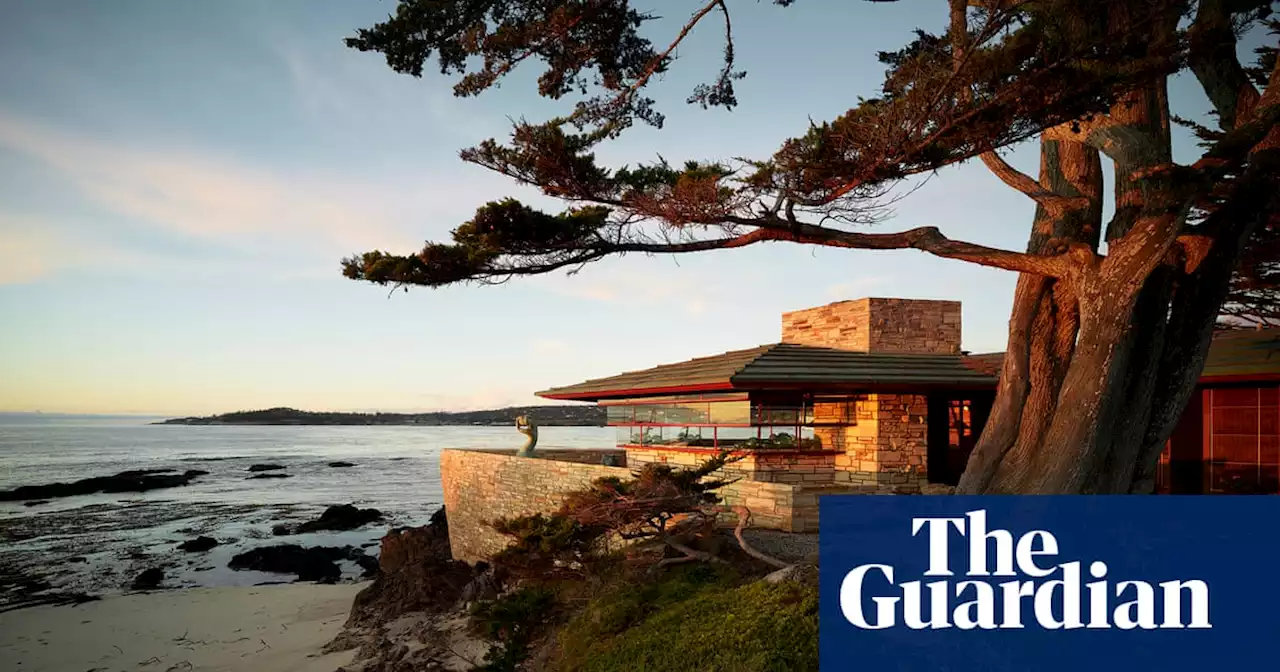 ‘Delicate as the seashore’: rare Frank Lloyd Wright home sells for $22m