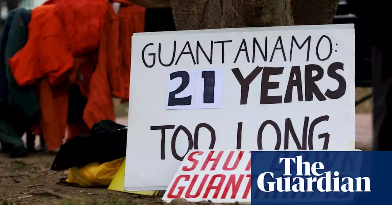 Guantánamo Bay sends two inmates to Pakistan after 20 years