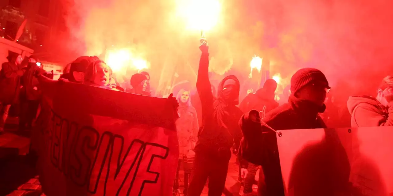 Ring-Sperre – Groß-Protest gegen Akademikerball startet