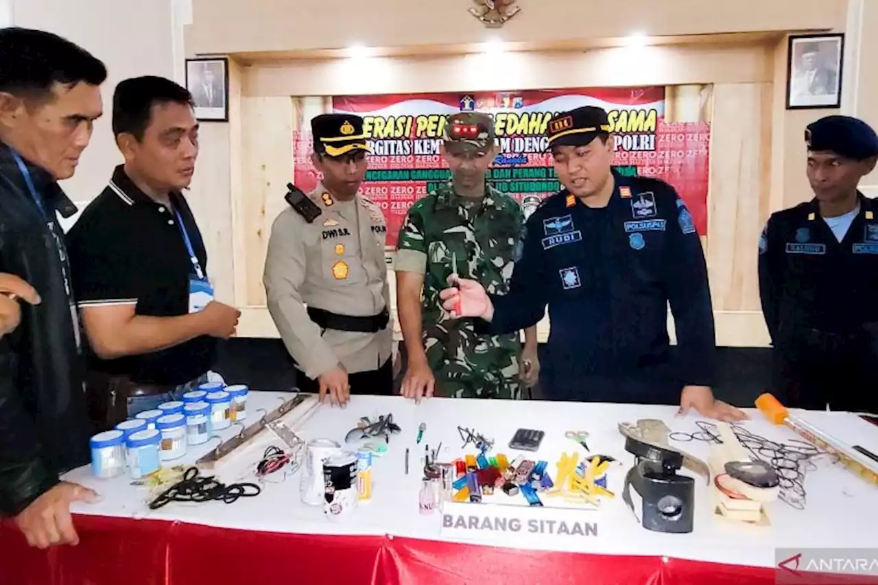 Petugas TNI Polri dan Keamanan Rutan Situbondo Temukan Barang Berbahaya di Kamar Napi