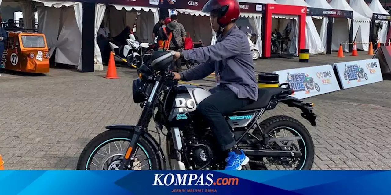 Mencoba Motor Baru Royal Enfield Scram 411 di IIMS 2023