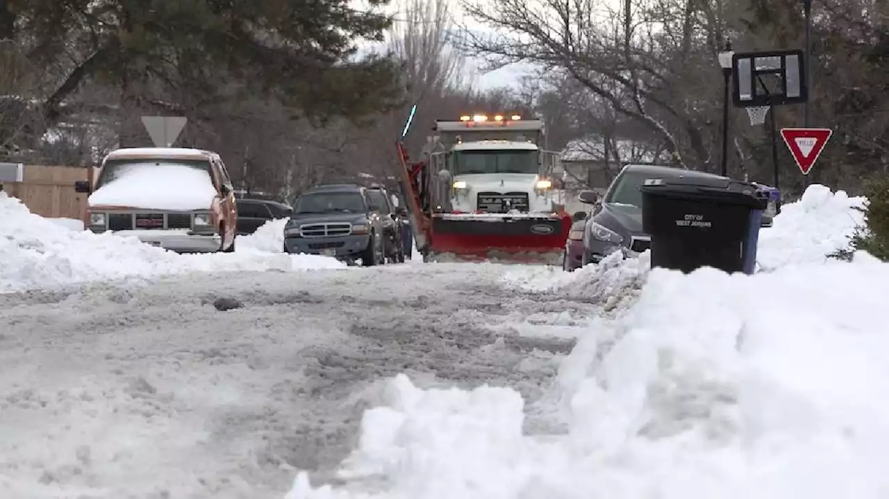 Warnings, tickets issued to parked cars preventing plowing efforts in West Jordan