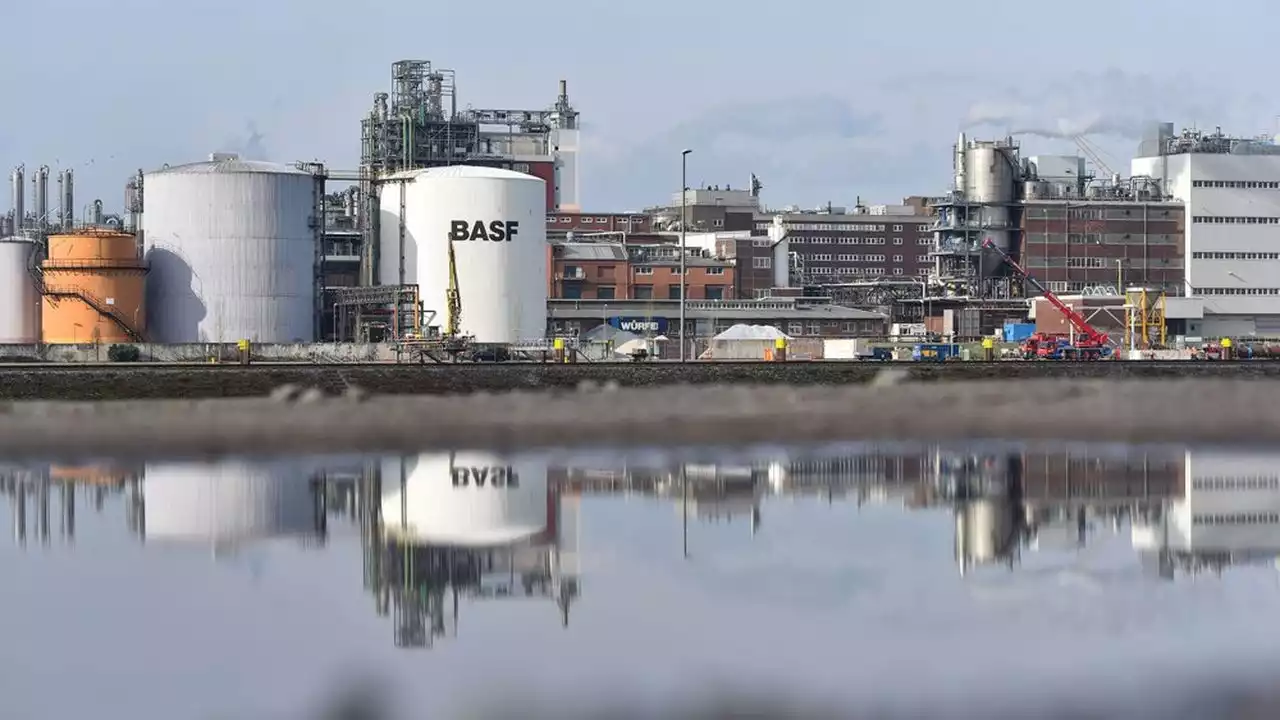 Le chimiste BASF supprime 2.600 postes