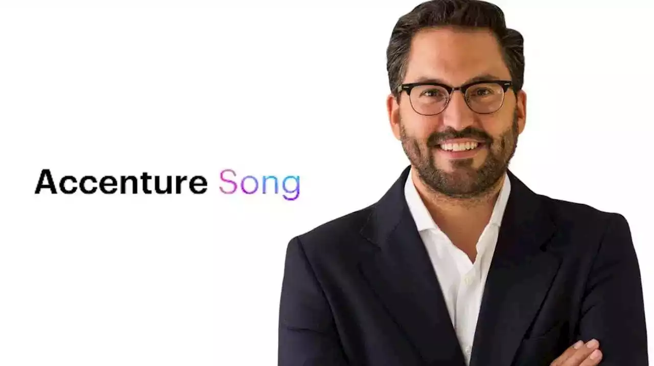 Elvis Santos deja Accenture Song - Marketing Directo