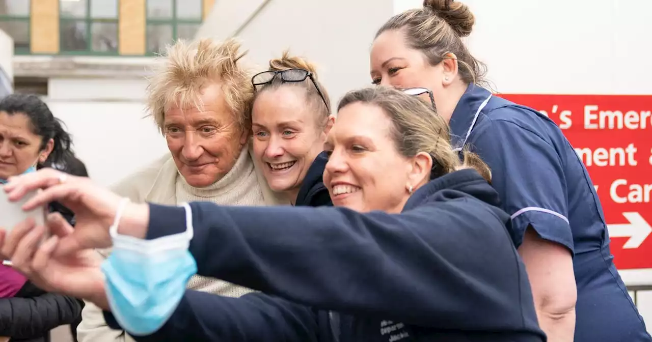 Sir Rod Stewart keeps promise to pay for NHS scans and helps to cut waiting list