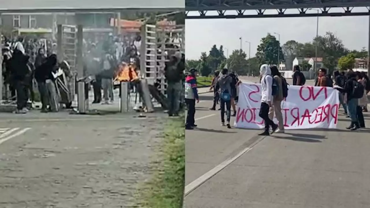 Disturbios en Universidad Nacional: encapuchados queman torniquetes que pusieron en la 26 - Pulzo