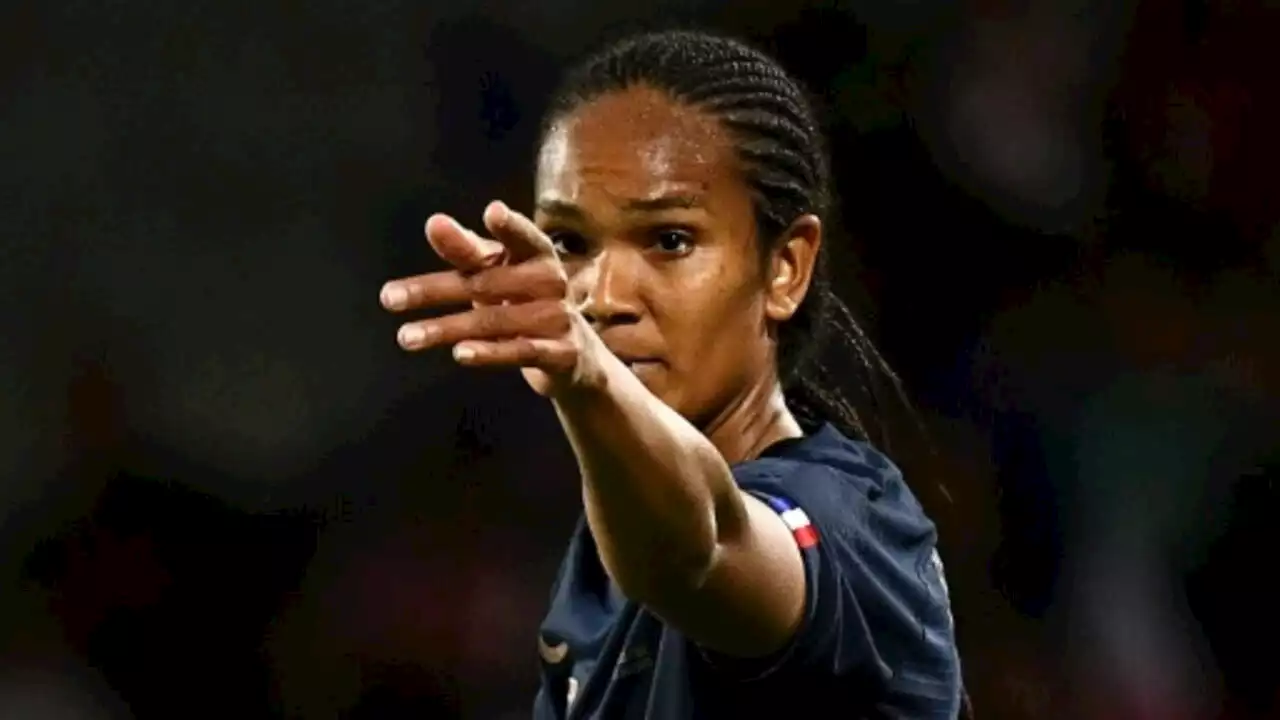 Foot: la capitaine Wendie Renard se met en retrait de l’équipe de France