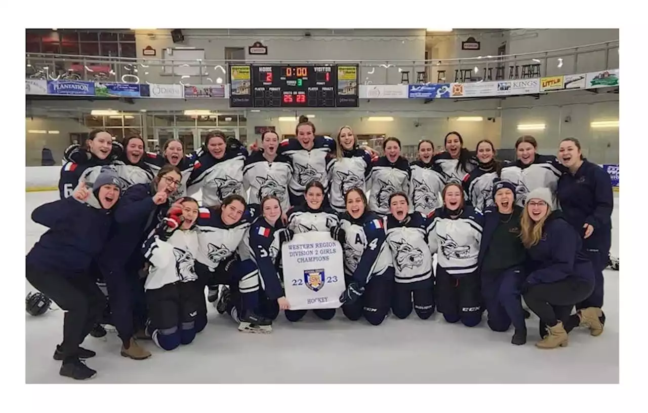 Up next, provincials: Clare/PEB female Loups win regional high school hockey championship | SaltWire