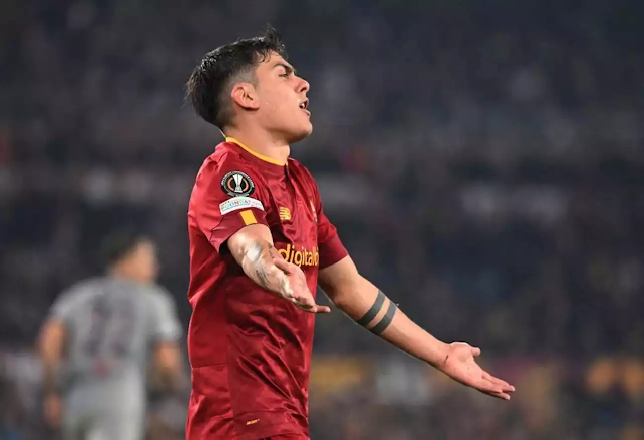 Soccer-Roma reach Europa League last 16 with 2-0 win over Salzburg