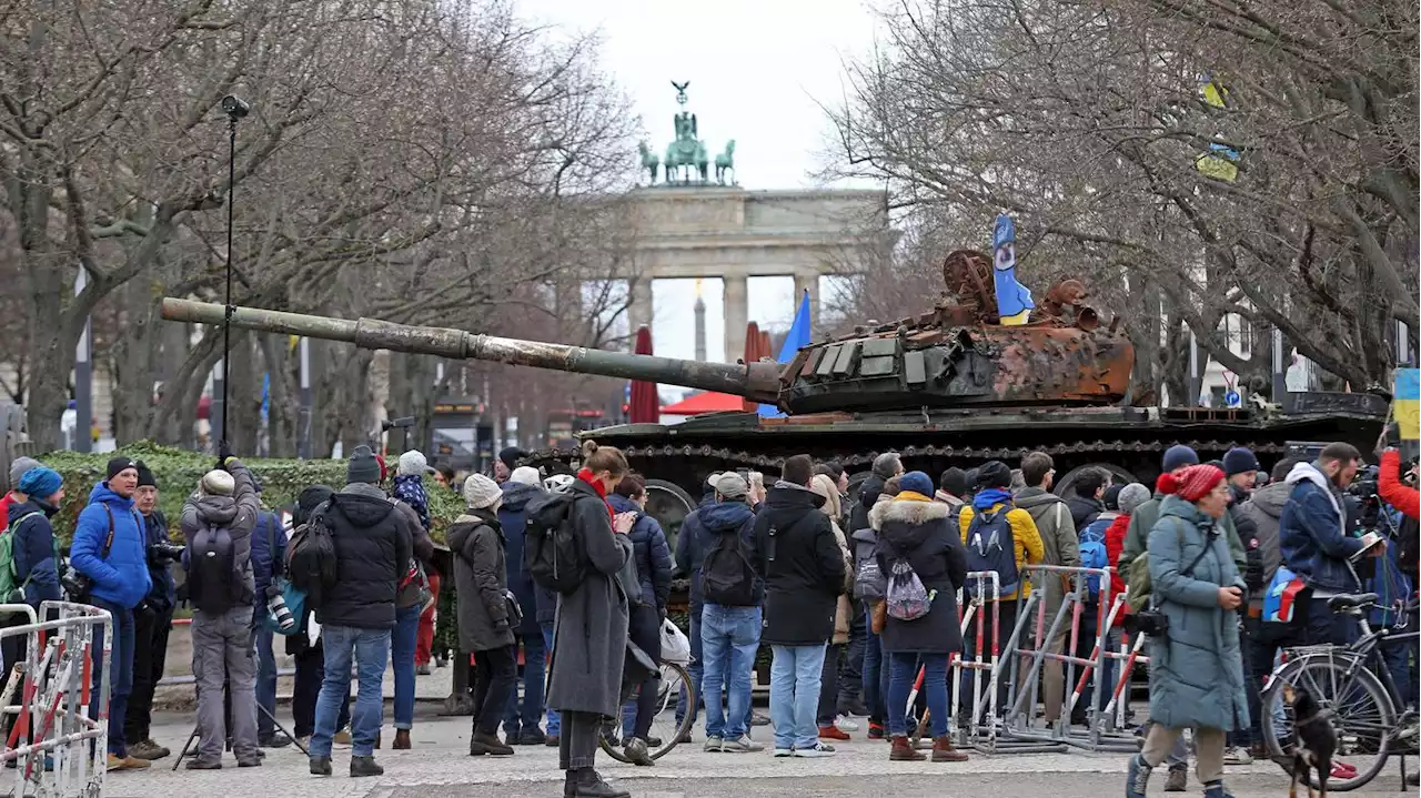 Großeinsatz für die Berliner Polizei: Auf die Ukraine-Demo folgt der „Aufstand für Frieden“