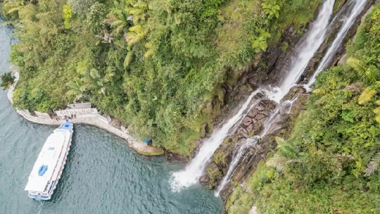 Pesona Air Terjun Situmurun di Kawasan Wisata Danau Toba