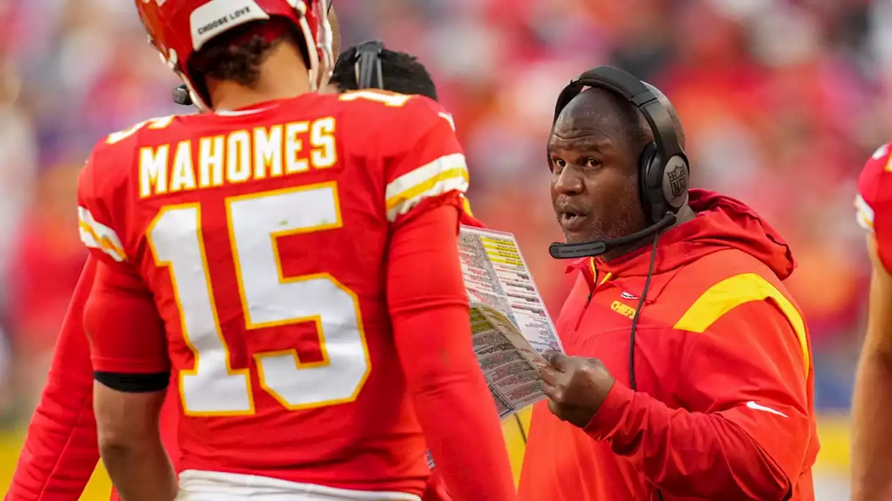 Patrick Mahomes defends Eric Bieniemy after criticism: 'One of the greatest coaches of all time'