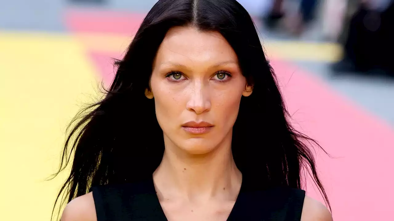 Bella Hadid Gave the Puppy Eyeliner Trend a Bold, Smudgy Twist