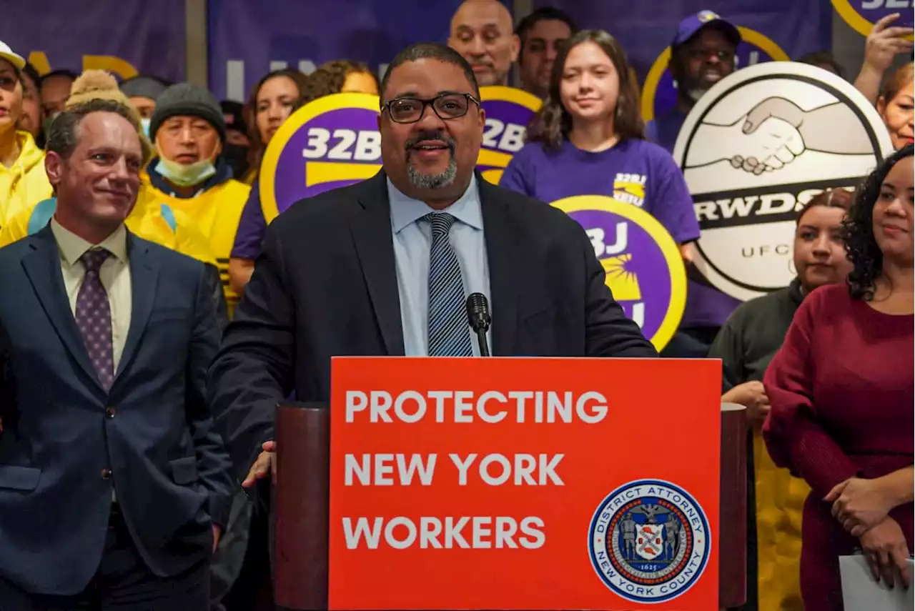 Manhattan DA indicts two brothers for exploiting workers, marking first case for Worker Protection Unit | amNewYork