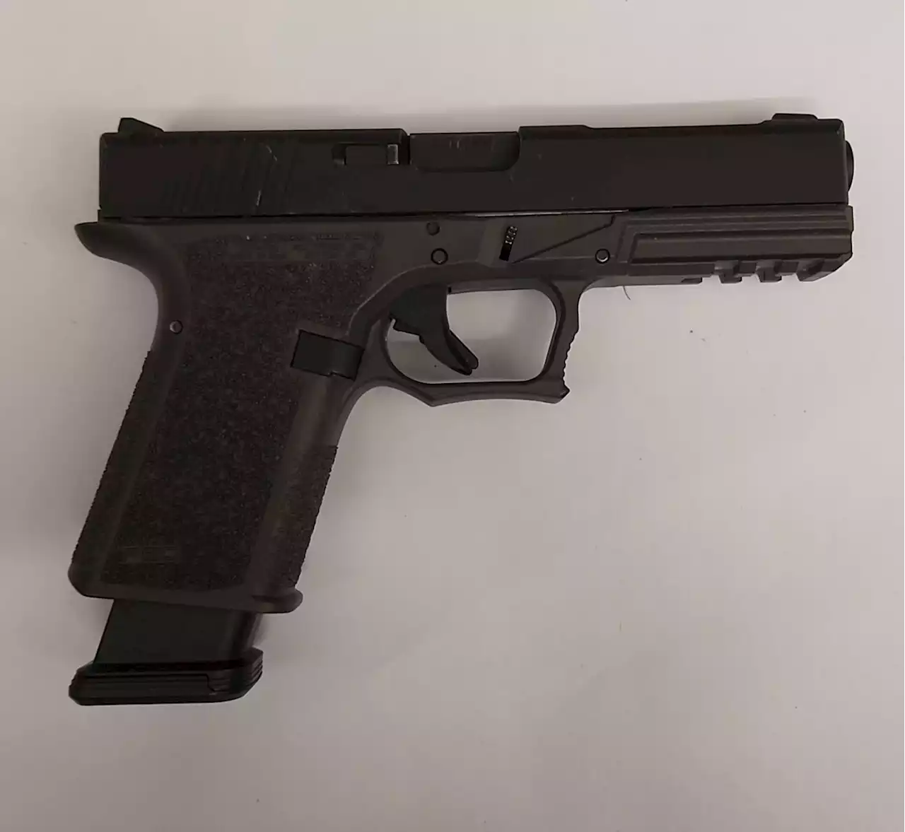 Surrey man guilty of carrying loaded handgun around Burnaby mall