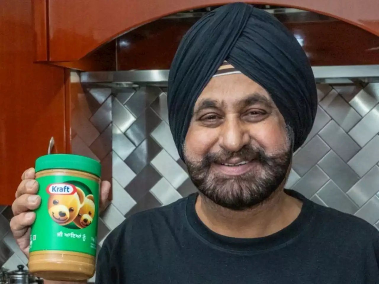 Nav ‘Superfan’ Bhatia supports newcomers to Canada with the help of peanut butter