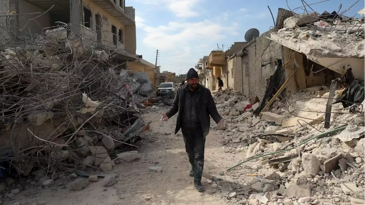 Schools reopen as Syrians live with quake's devastation