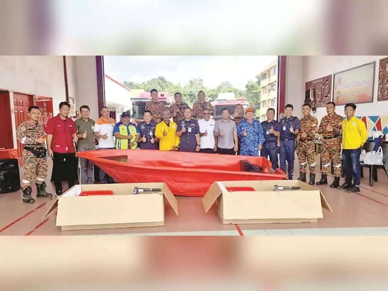 Sipitang Fire Station receives two boats from SSGP