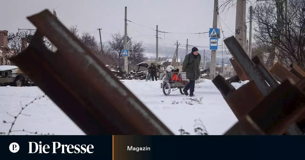 Wie ein junger Ukrainer Menschen aus Bachmuts Ruinen rettet