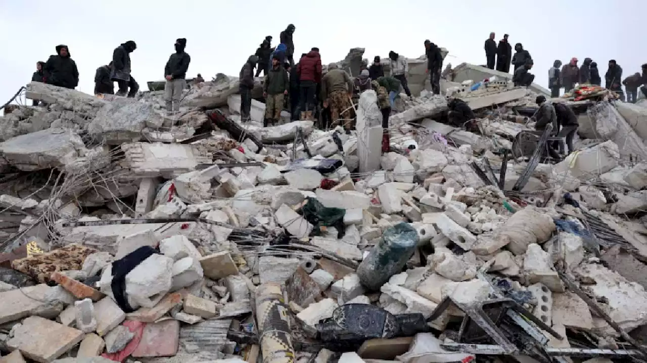 Schools reopen as Syrians live with quake's devastation