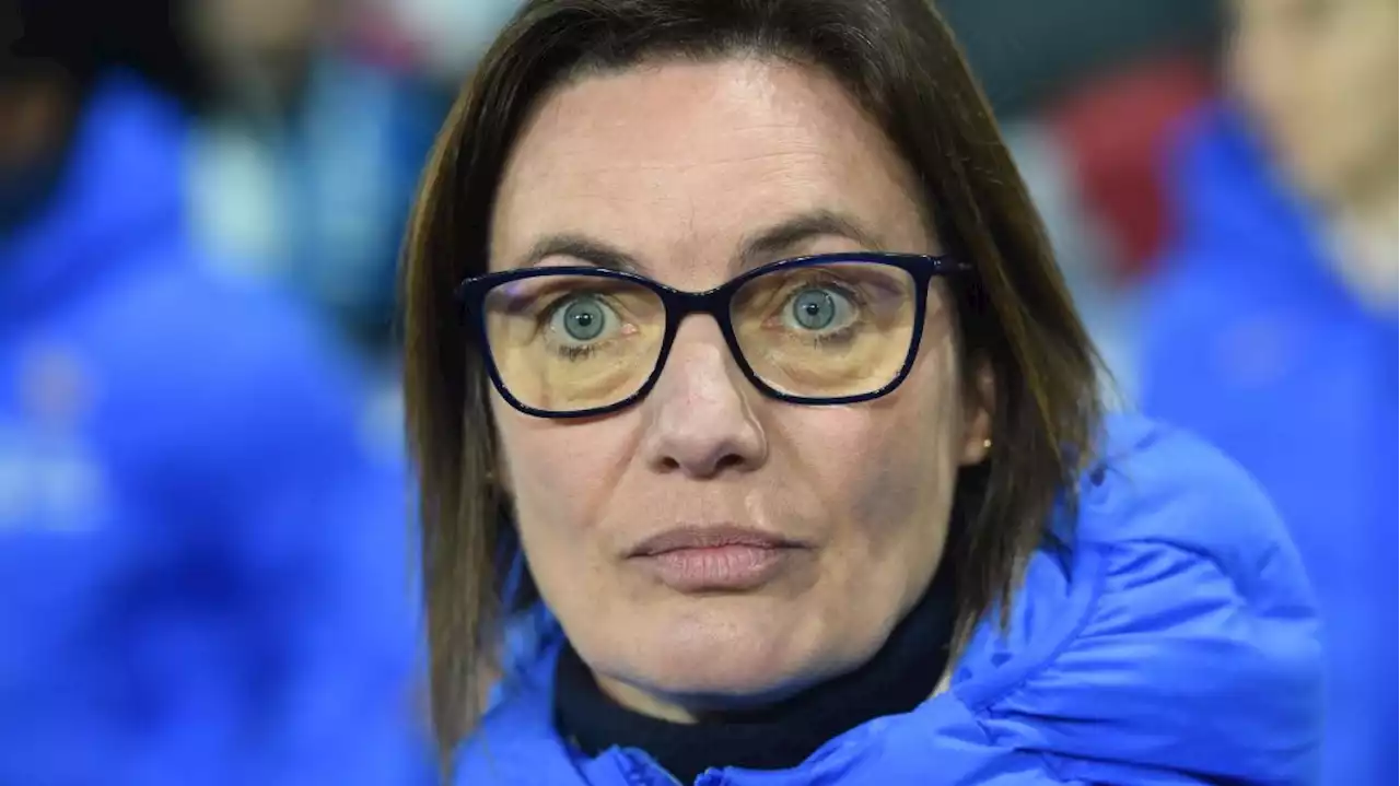 Que reprochent les Bleues à leur sélectionneuse Corinne Diacre ?