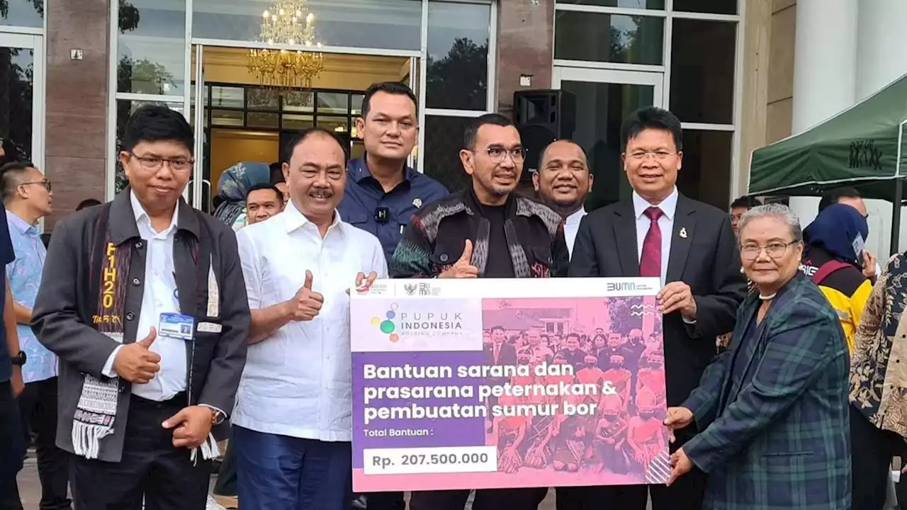 Pupuk Indonesia Beri Bantuan Sarana dan Prasarana Peternakan di Sumut