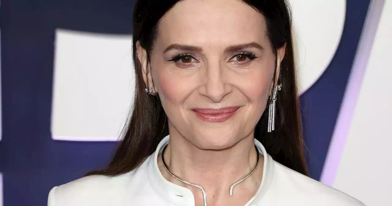 «Tu l'as pas vu le film !» : Juliette Binoche se lève pour répondre à Jamel Debbouze en pleine soirée des César