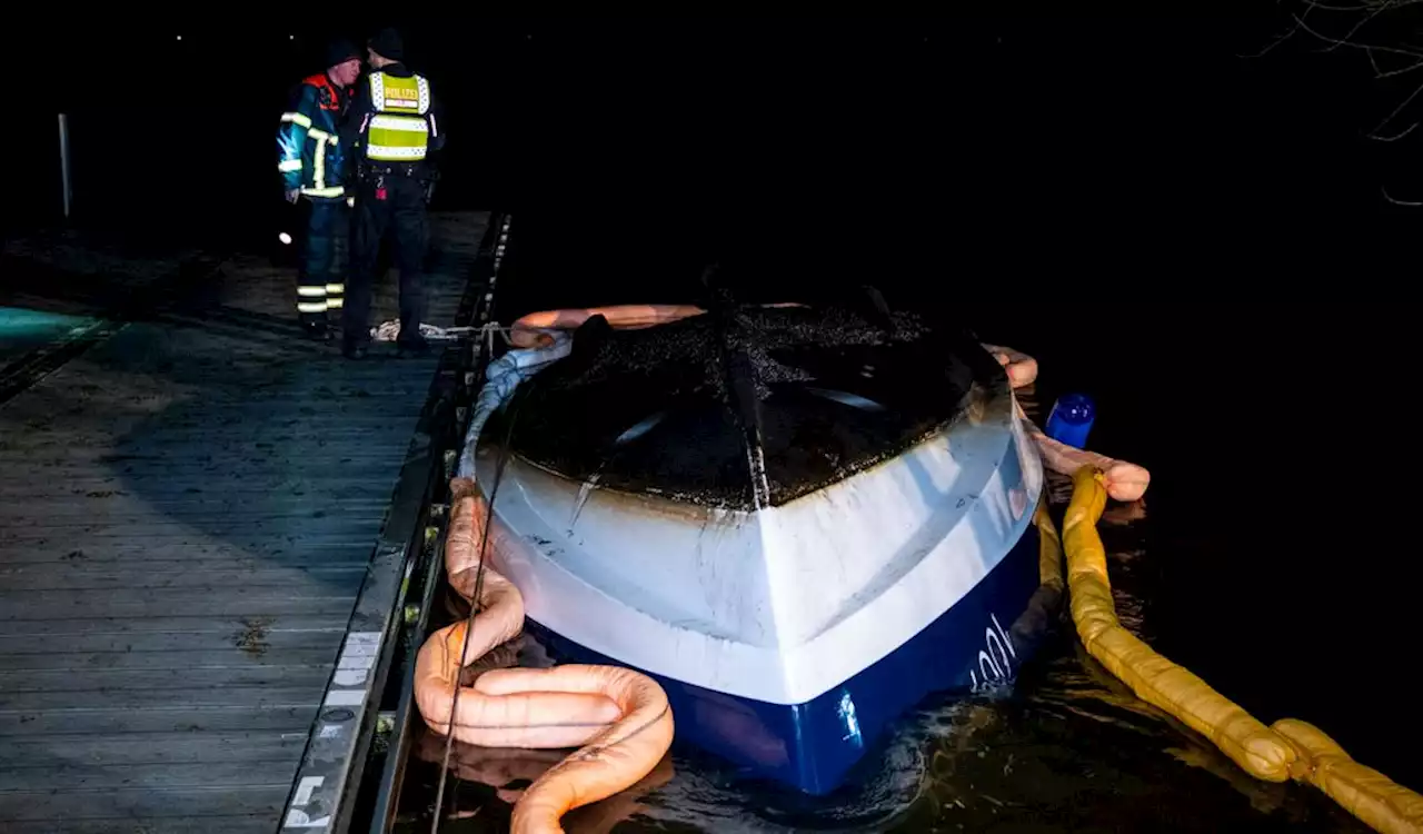 Boot gekentert: Feuerwehr rettet Menschen aus der Elbe