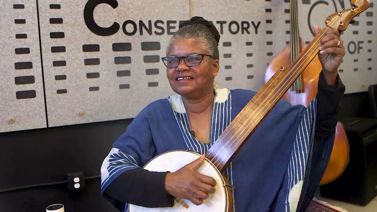 Oakland Woman Passing Along Tradition of Black Banjo