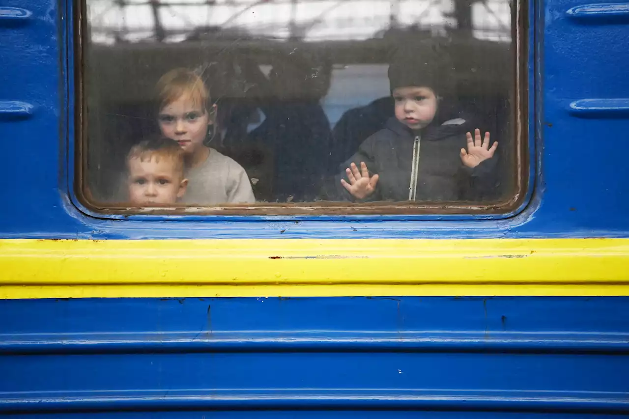 Haunting Photos Show a Year of Russia's War in Ukraine