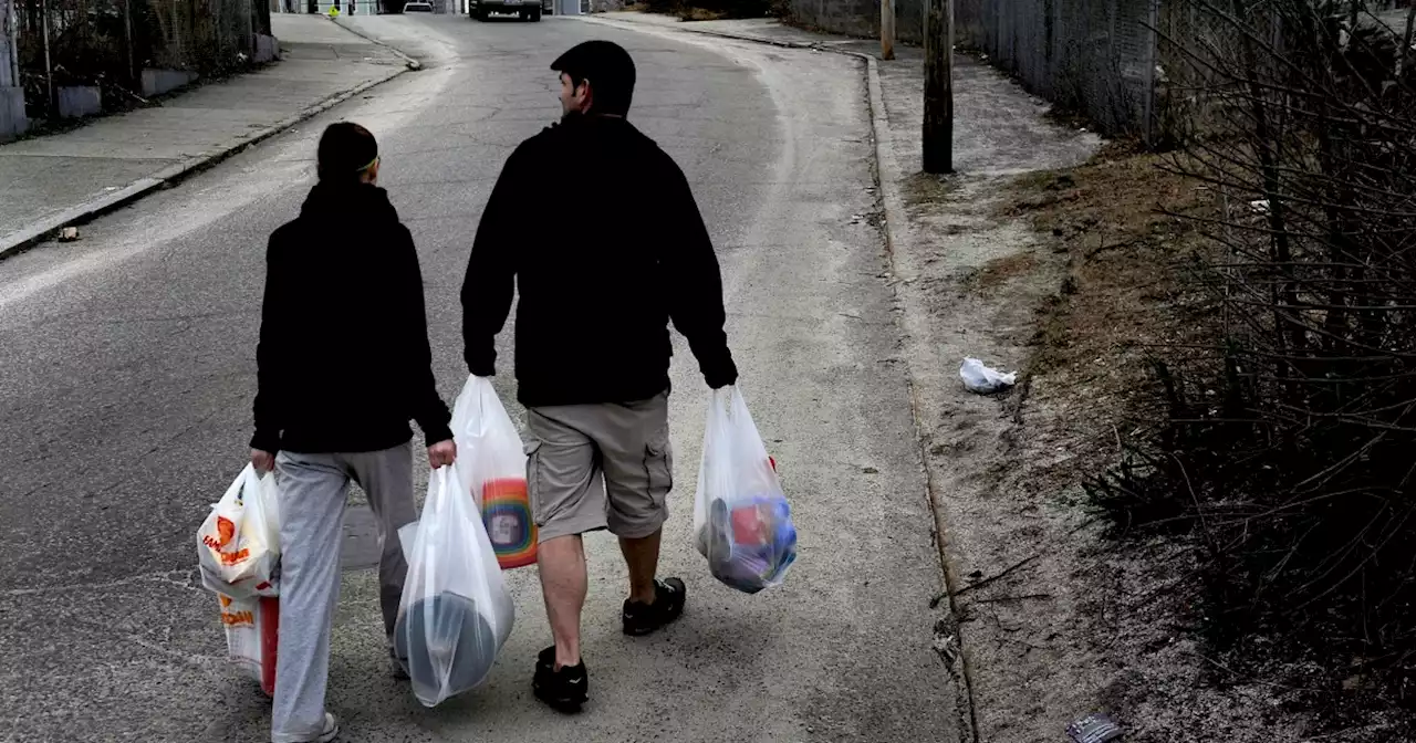 With food stamp cuts just days away, millions of Americans brace for tougher times in the grocery aisle