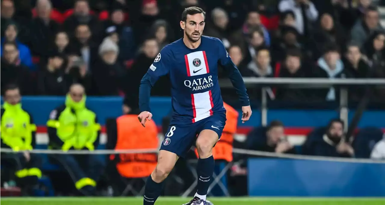 OM - PSG : Fabian Ruiz remercie les supporters présents à l'entraînement au Parc des Princes