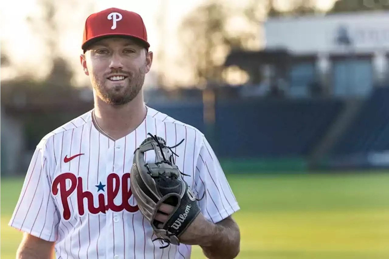 Kody Clemens hopes to bring his father’s mentality to a bench role with the Phillies